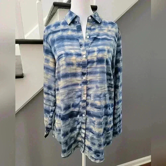 J McLaughlin Womens Long Sleeve Button Up Shirt Size Small Blue Tencel Tie Dye - Picture 2 of 7